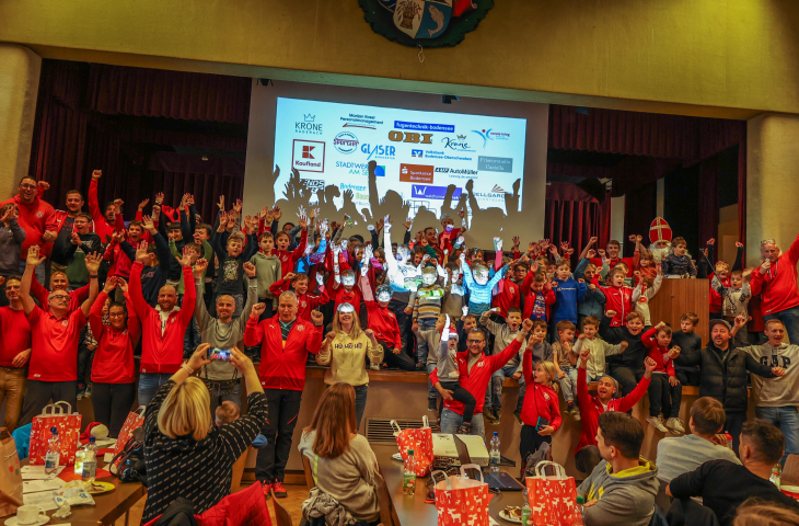 SGM-Jugend feiert ein besinnliches Weihnachtsfest